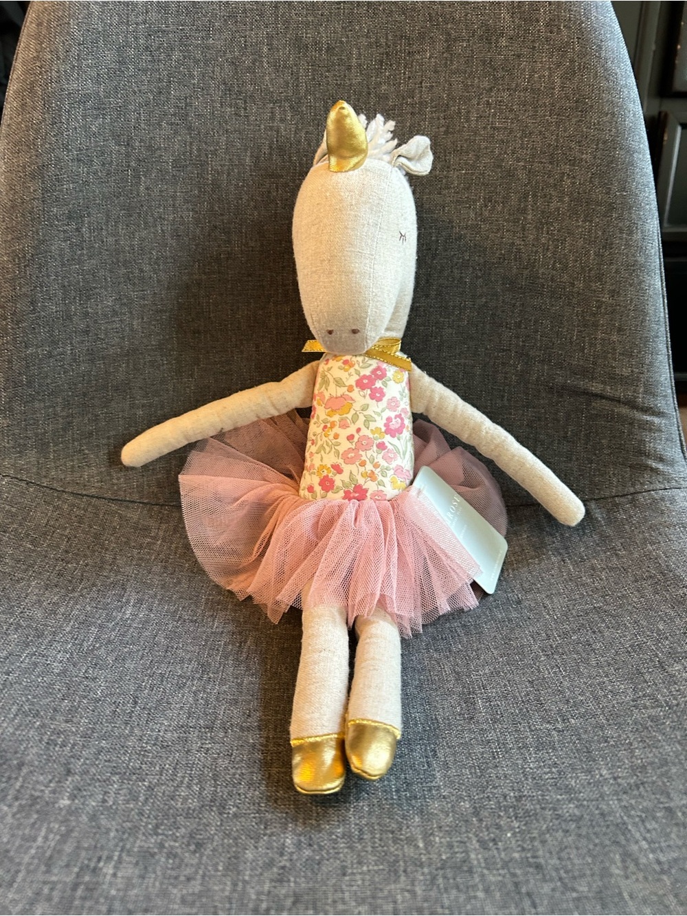 Alimrose Yvette the Unicorn Ballerina Doll in Rose Garden